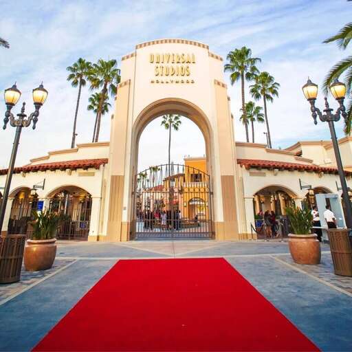 Just 21 minutes to Universal Studios Hollywood! Dive into movie magic and thrilling rides with quick and easy access from your stay. Just 21 minutes to Universal Studios Hollywood! Dive into movie magic and thrilling rides with quick and easy access from your stay.